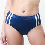 �t�m�h�r�d�w�@����X�g���b�`�[�^���C������u���}�@�l�C�r�[(�ߑ��E�R�X�`���[��)